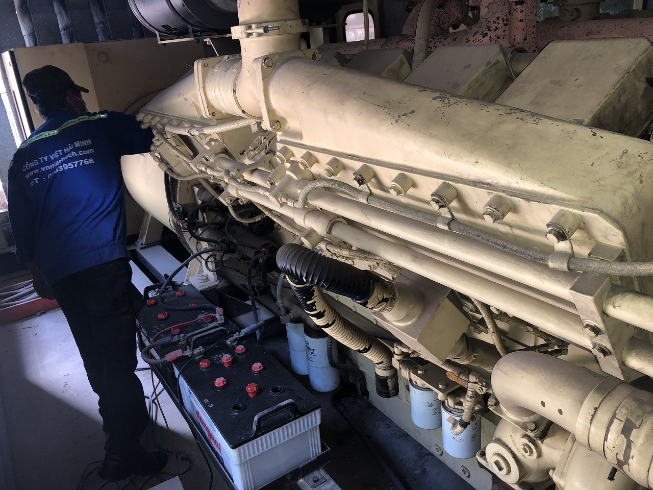 sua chua may phat dien cummins 1675KVA