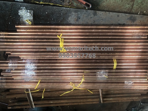 ong dong ruot sinh han nuoc lam mat dong co Diesel