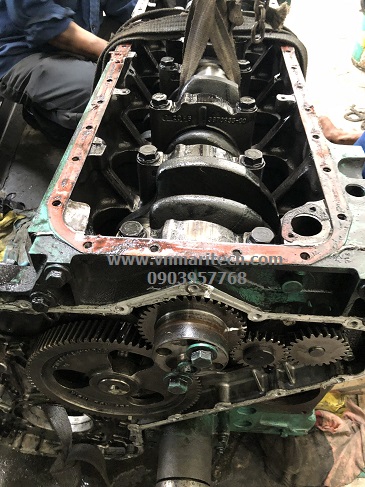 sua chua truc co dong co Diesel