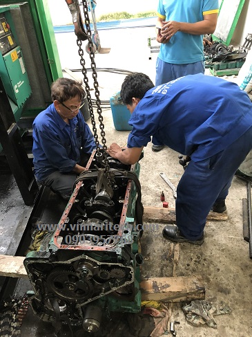 sua chua truc dong co Diesel