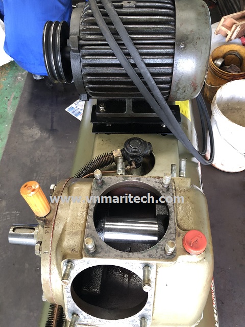 dai tu may nen khi piston