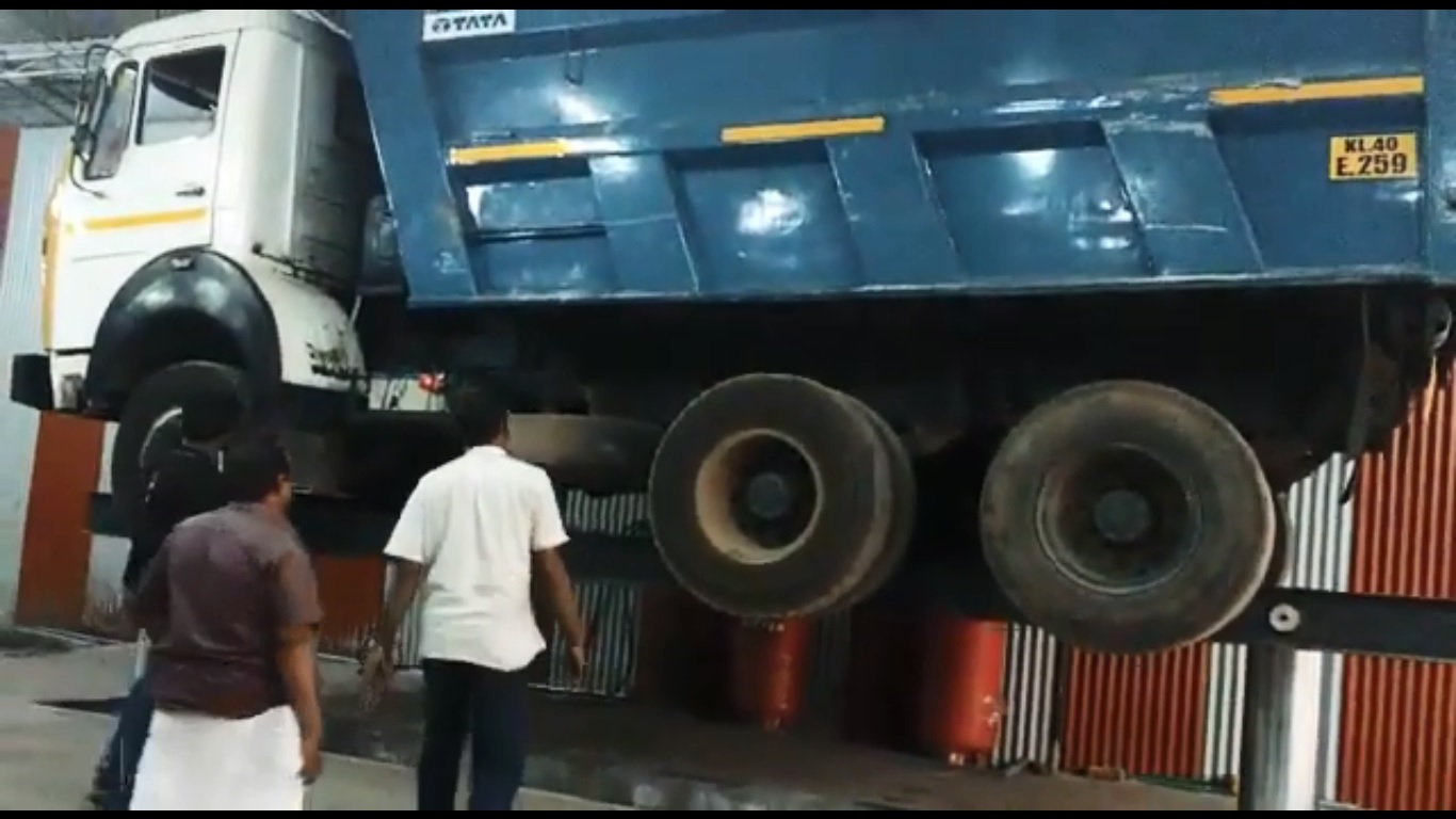 ban nang sua chua xe tai