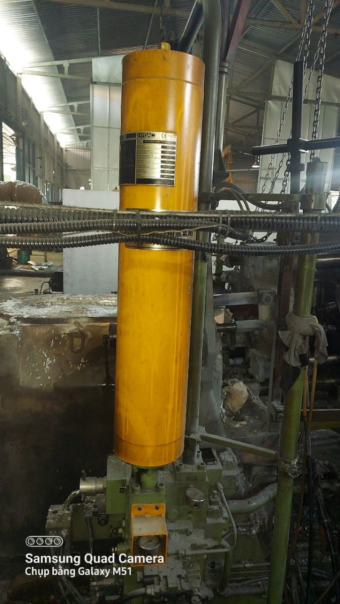 dịch vụ sửa chữa bình tích áp thủy lực.jpg