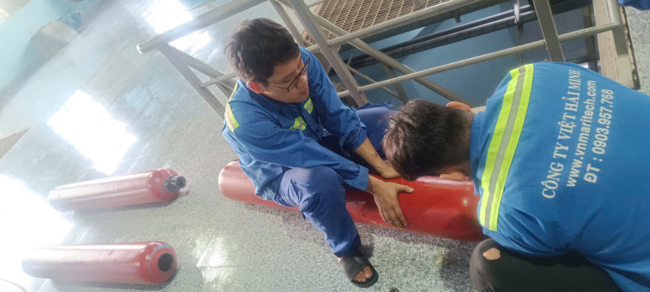 bộ gioăng phốt bình tích áp thủy lực.jpg