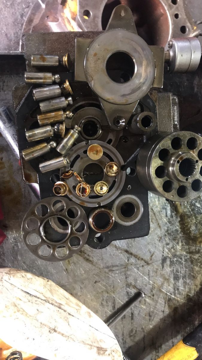 Sửa bơm dầu thủy lực tận nơi nhanh ch&oacute;ng.jpg