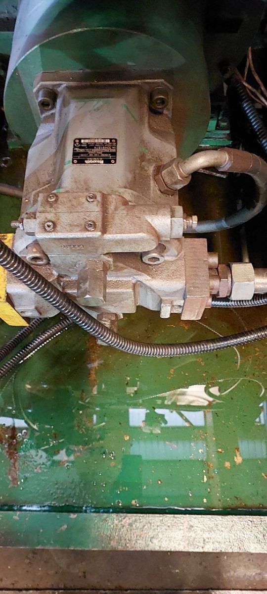 Th&aacute;o lắp v&agrave; phục hồi bơm thủy lực tận nơi.jpg