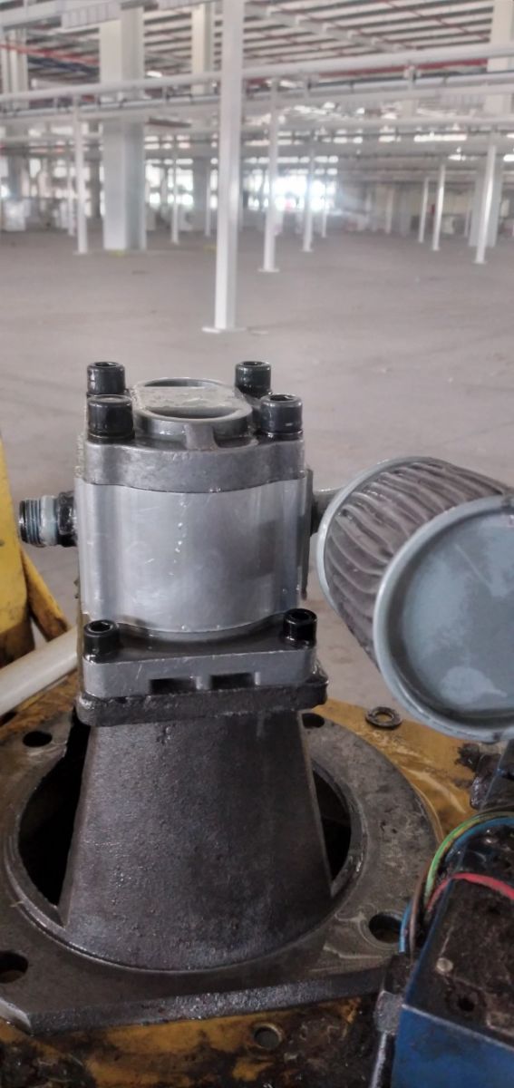 Dịch vụ sửa bơm dầu thủy lực tại Bình Dương.jpg