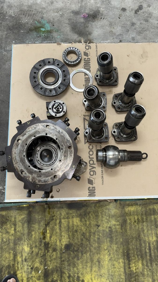 kiểm định và test áp suất motor thủy lực .jpg