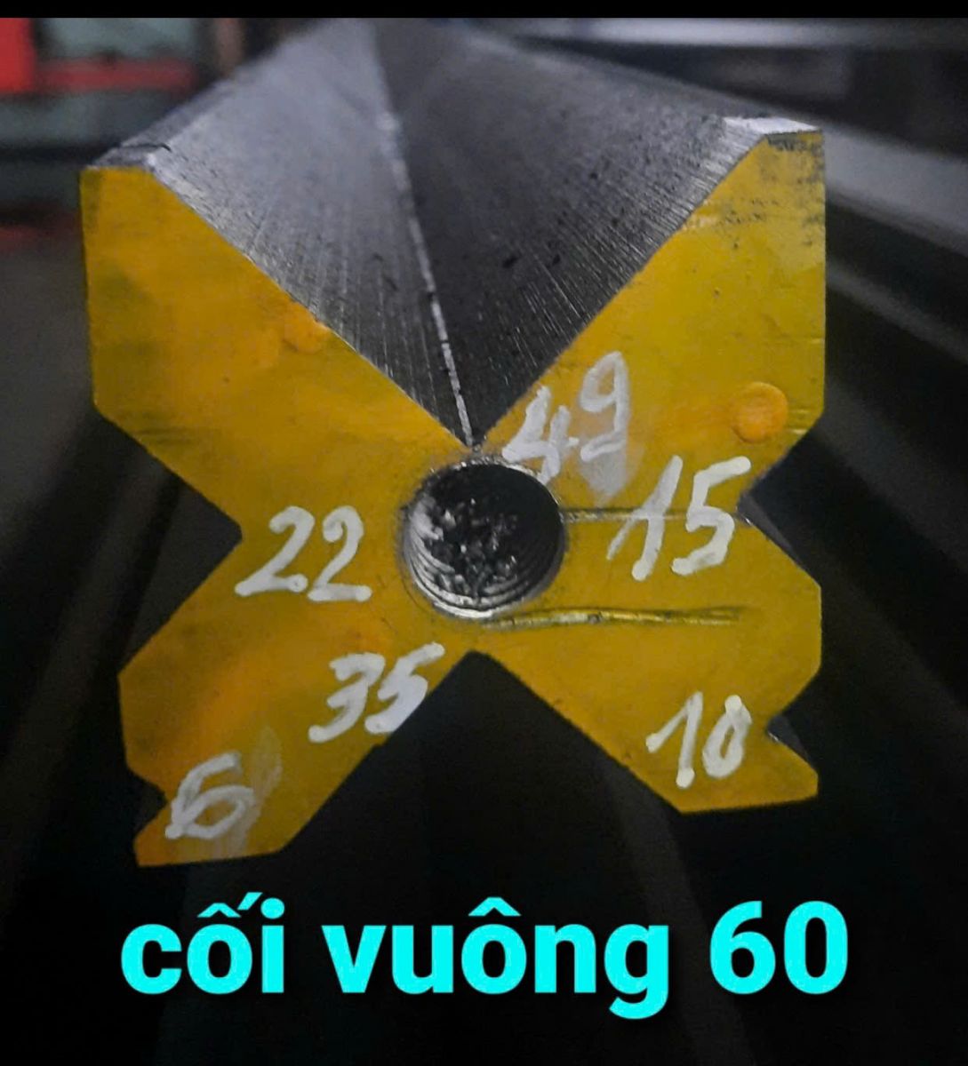 Dịch vụ gia công dao cối máy chấn theo yêu cầu.jpg