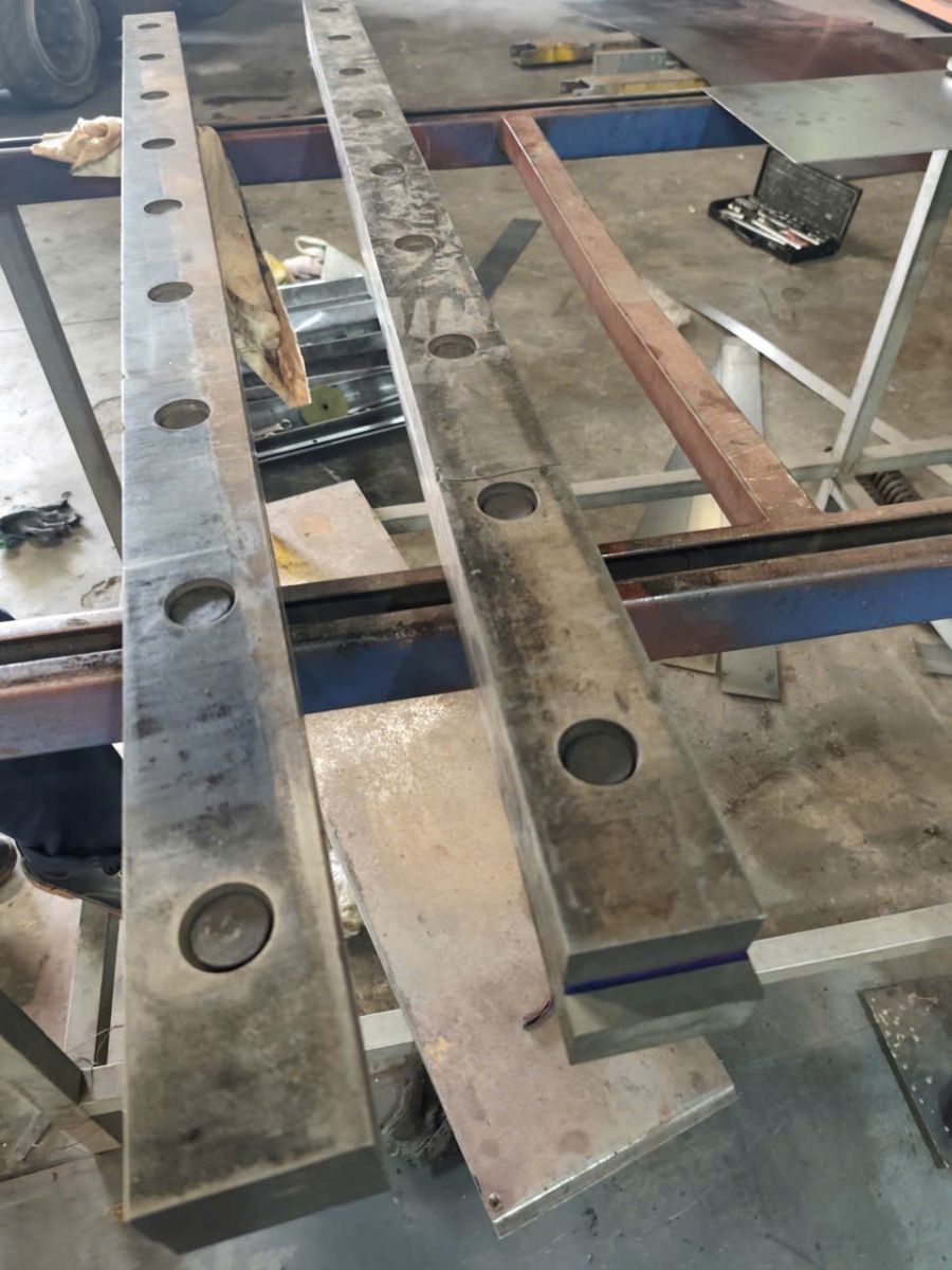 Nh&agrave; cung cấp dao cối m&aacute;y chấn theo y&ecirc;u cầu.jpg