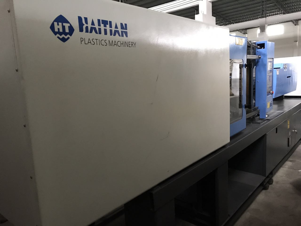 sua chua may-ep-phun-Haiti-250t servo