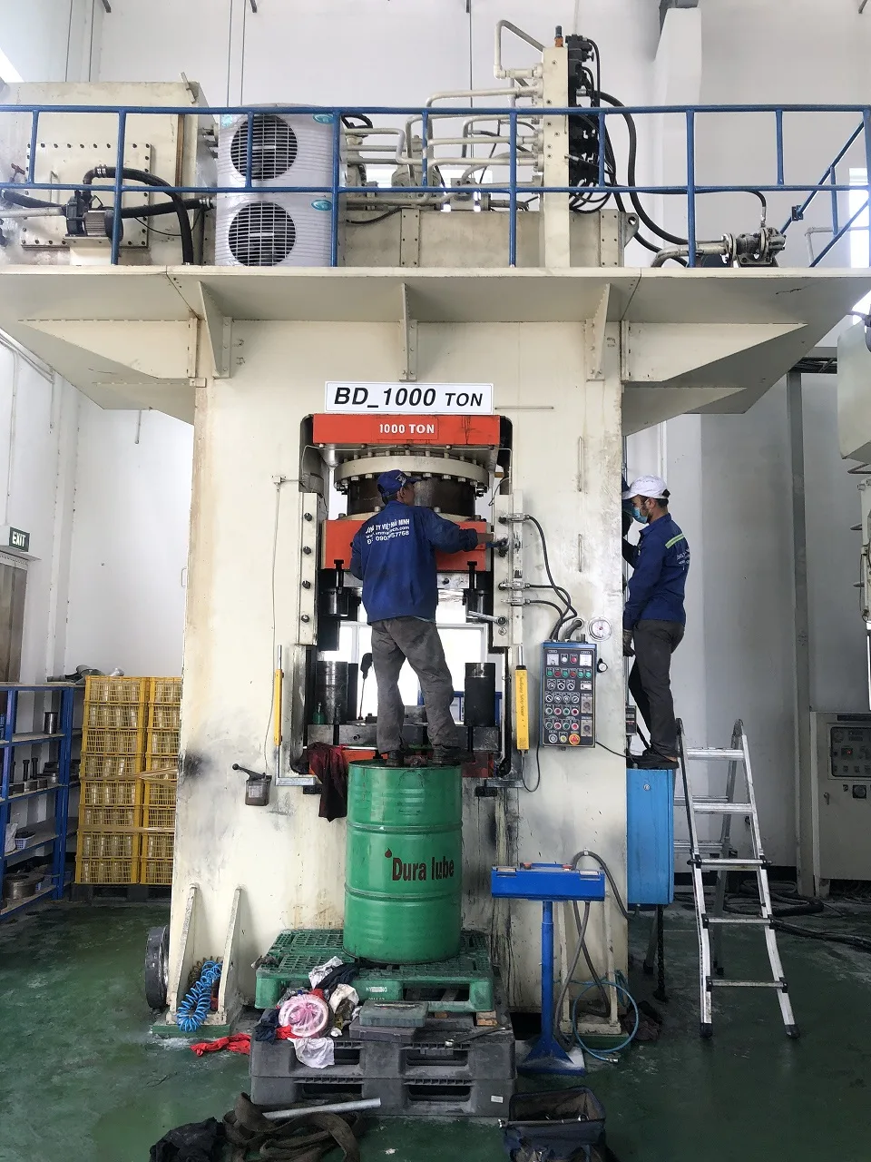 THIẾT BỊ THỦY LỰC