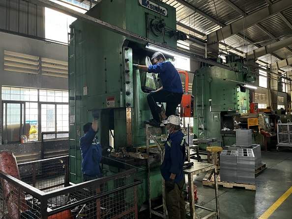 Sửa chữa máy dập tại Đức Hòa