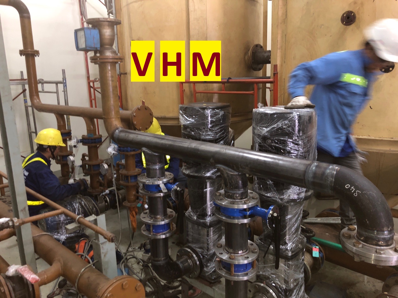 Lắp đặt máy móc thiết bị công nghiệp