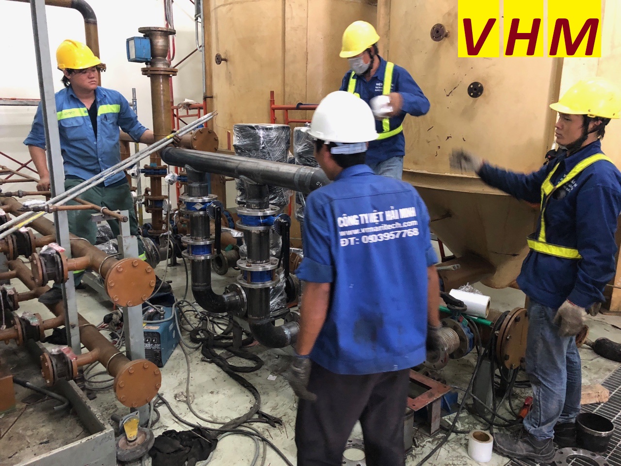 Lắp đặt máy móc thiết bị công nghiệp