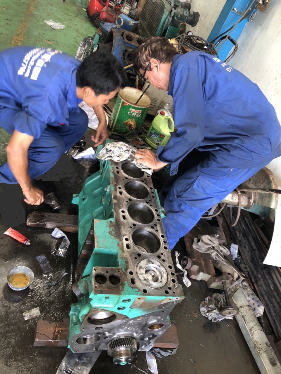 Sửa chữa bảo trì máy phát điện tại quận 4