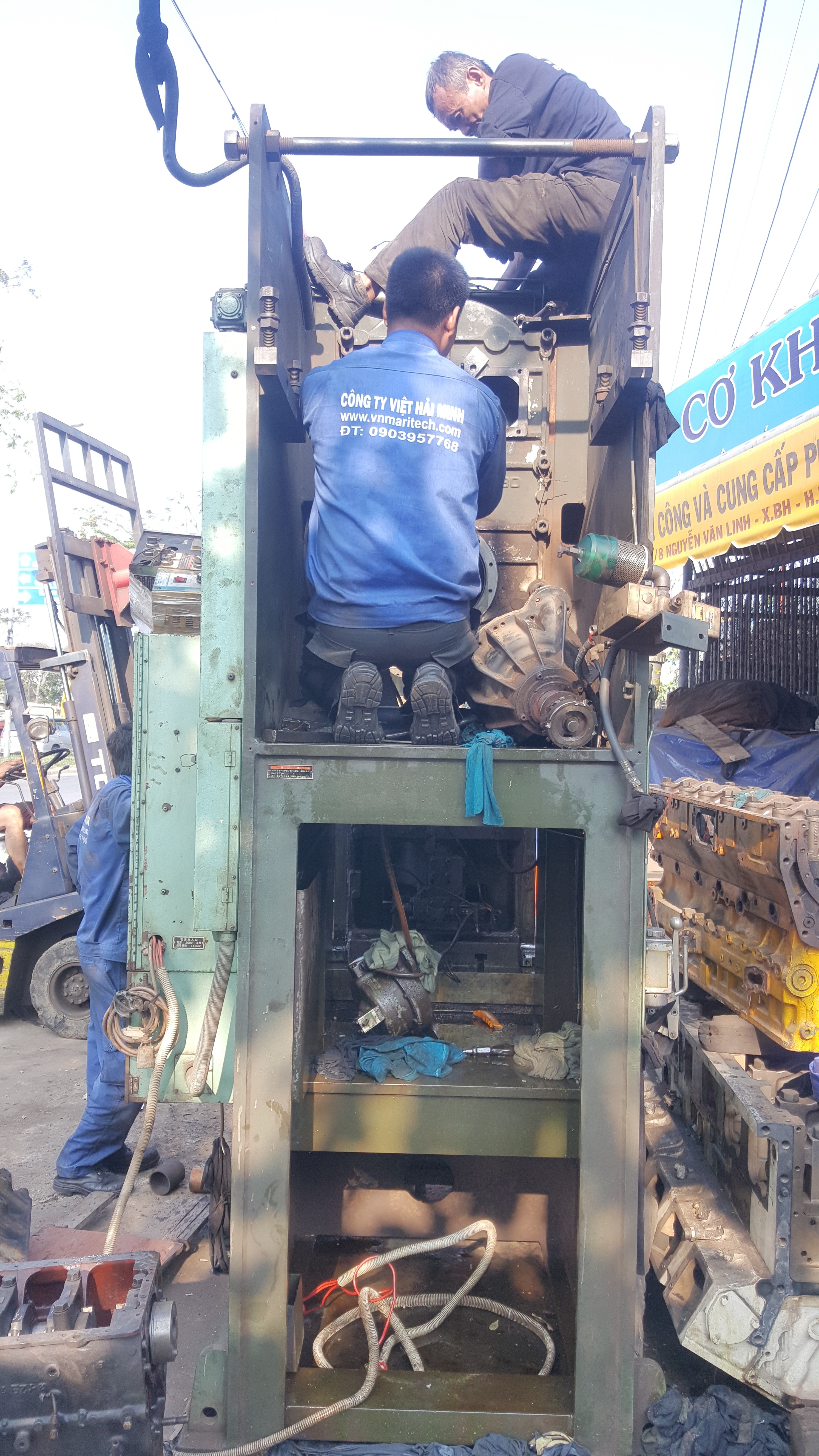 Phân loại và nguyên lý hoạt động máy dập